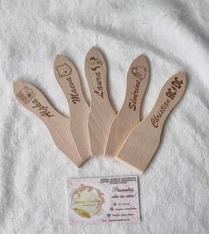Spatule à raclette - 2 €