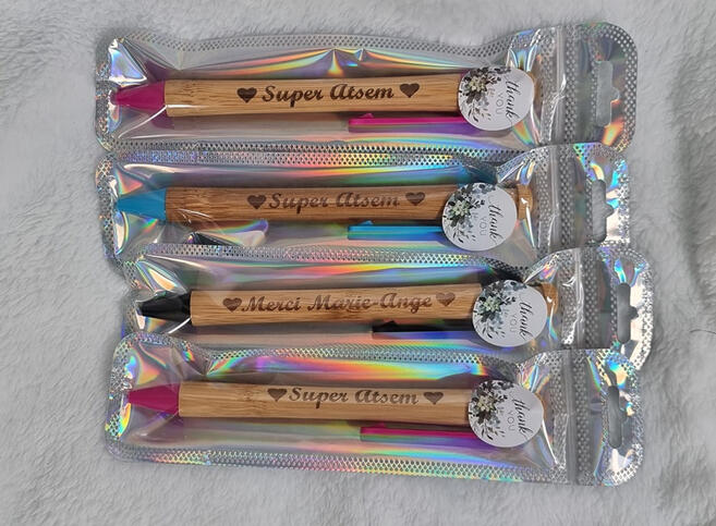 Stylo - 4 €