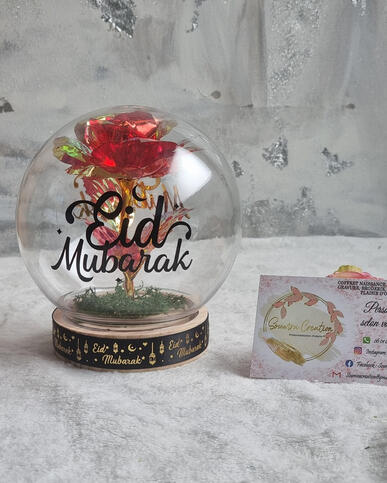 Rose sous cloche - 10 €
