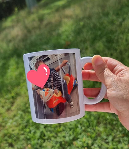 Mug photo